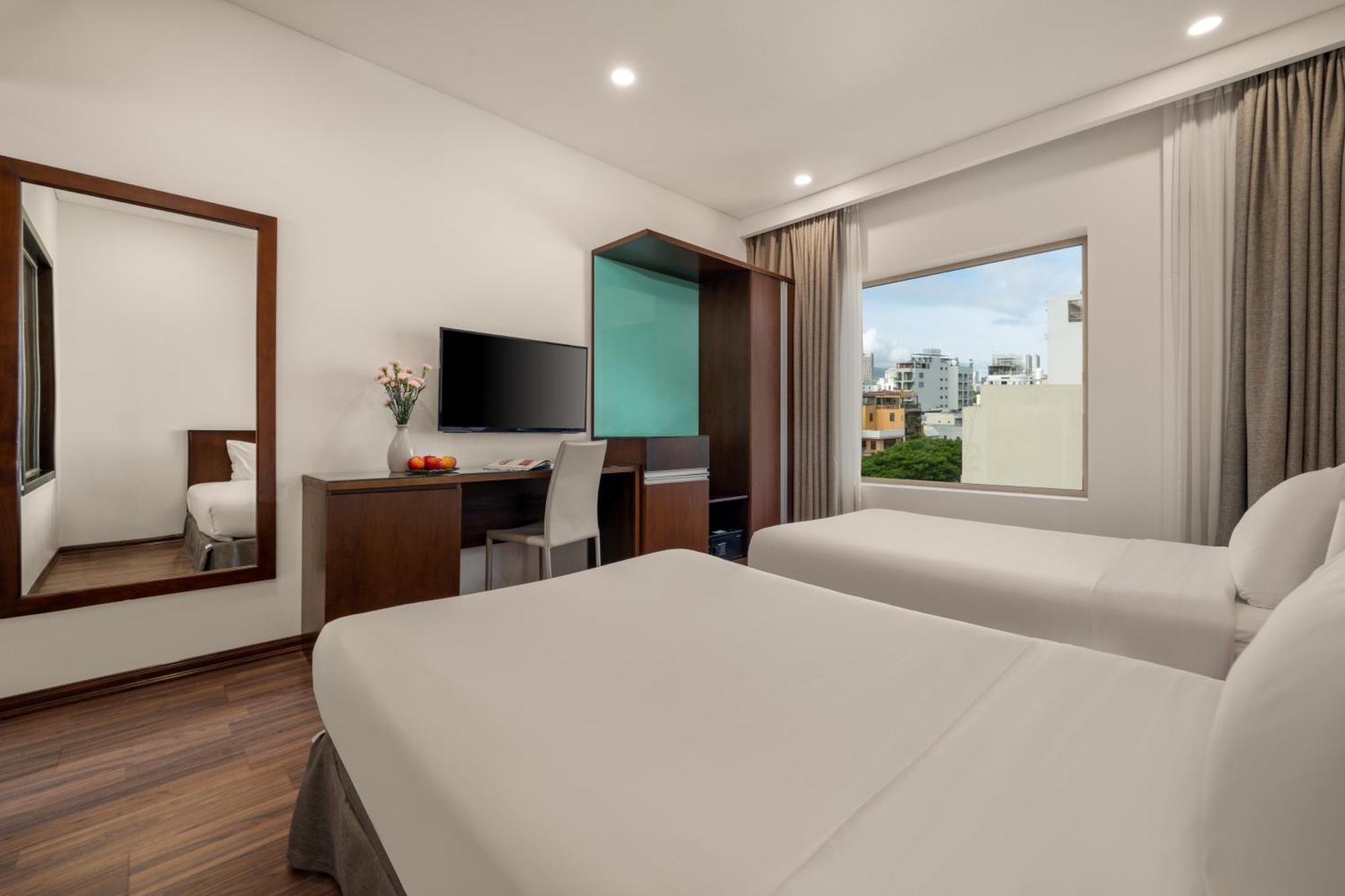 Mitisa Hotel Da Nang - Near Dragon Bridge Bagian luar foto