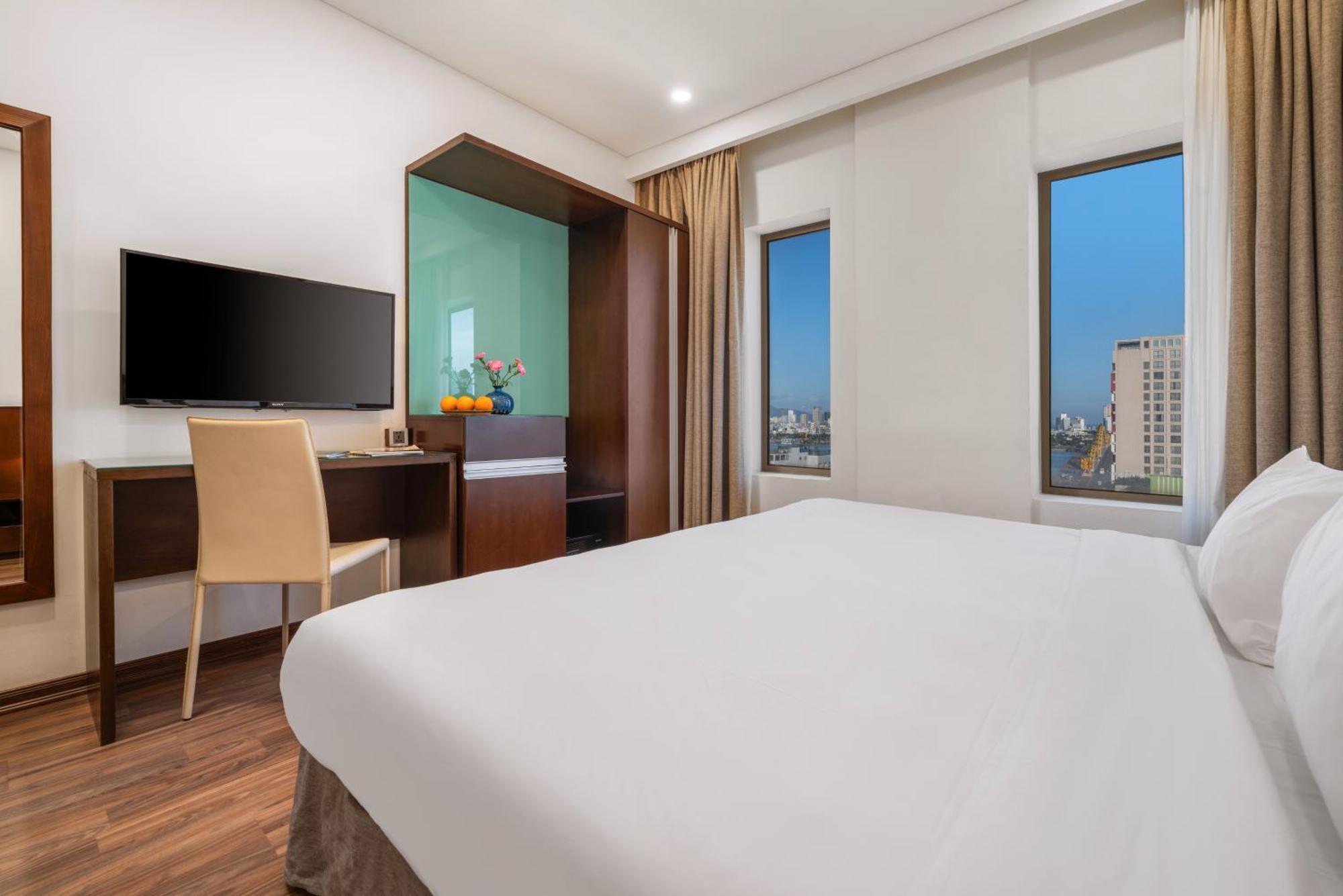 Mitisa Hotel Da Nang - Near Dragon Bridge Bagian luar foto